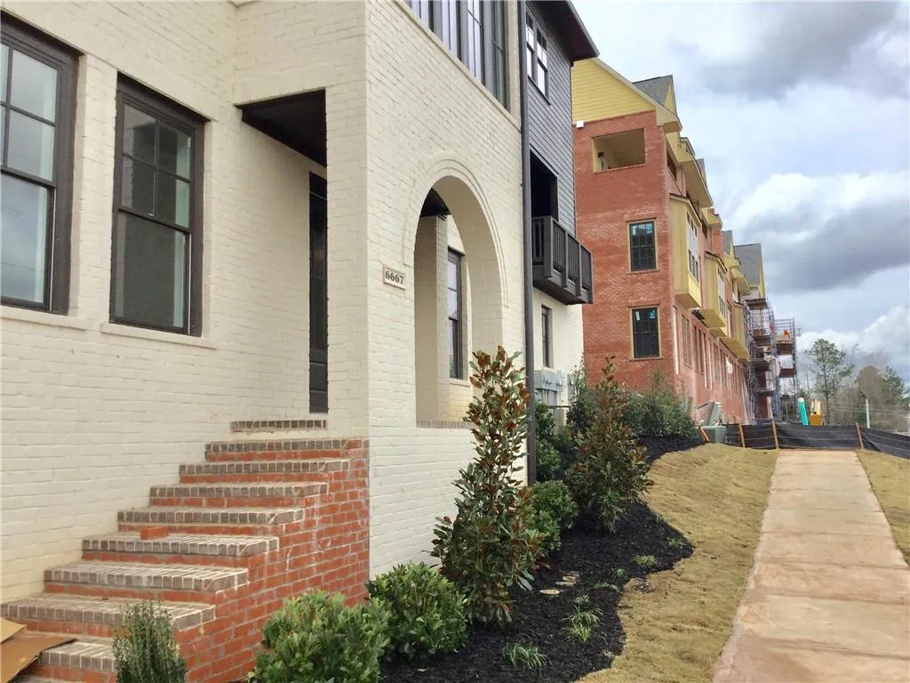 6667 Sterling Drive Unit 661, Sandy Springs, Georgia 30328, 3 Bedrooms Bedrooms, ,3 BathroomsBathrooms,Residential,Sold,6667 Sterling Drive Unit 661,6663863