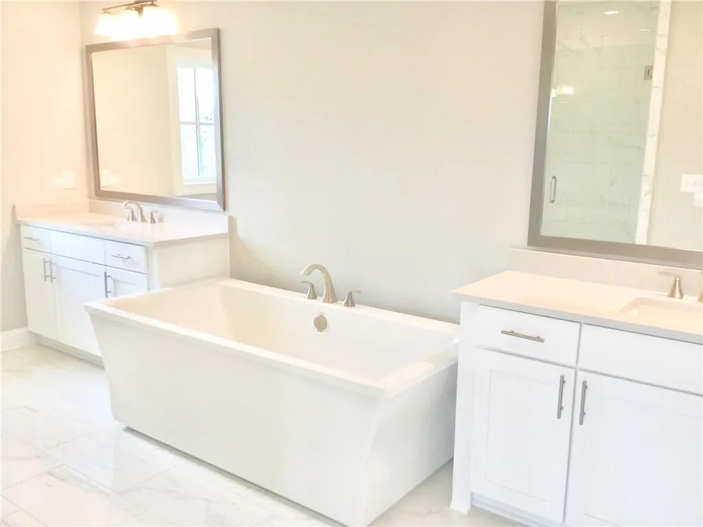 6667 Sterling Drive Unit 661, Sandy Springs, Georgia 30328, 3 Bedrooms Bedrooms, ,3 BathroomsBathrooms,Residential,Sold,6667 Sterling Drive Unit 661,6663863