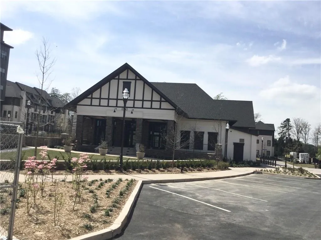 6667 Sterling Drive Unit 661, Sandy Springs, Georgia 30328, 3 Bedrooms Bedrooms, ,3 BathroomsBathrooms,Residential,Sold,6667 Sterling Drive Unit 661,6663863
