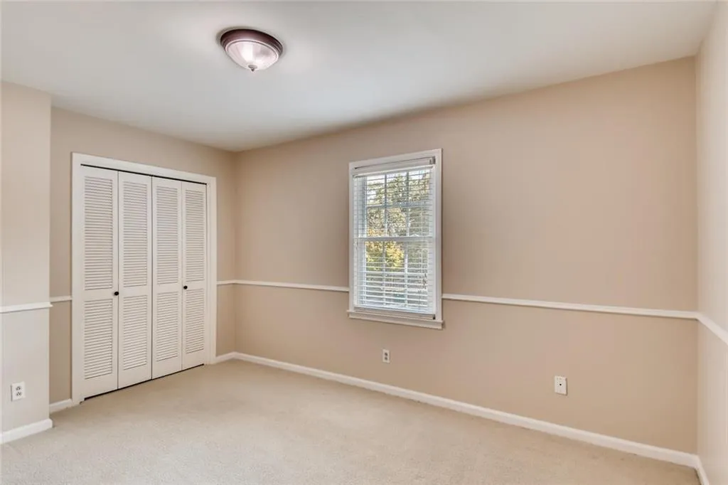 1590 Huntingdon Trail, Sandy Springs, Georgia 30350, 5 Bedrooms Bedrooms, ,3 BathroomsBathrooms,Residential,Sold,1590 Huntingdon Trail,6623298