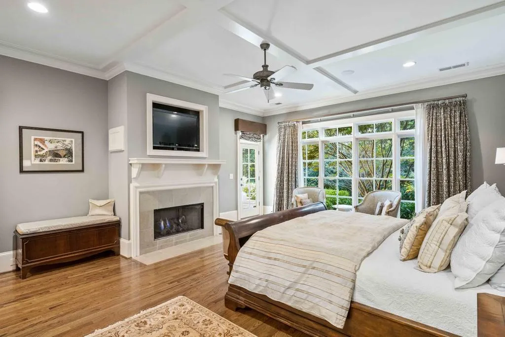 4968 Long Island Drive Nw, Atlanta, Georgia 30327, 6 Bedrooms Bedrooms, ,6 BathroomsBathrooms,Residential,Sold,4968 Long Island Drive Nw,6788138