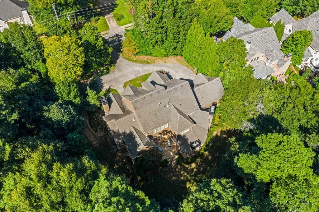 4968 Long Island Drive Nw, Atlanta, Georgia 30327, 6 Bedrooms Bedrooms, ,6 BathroomsBathrooms,Residential,Sold,4968 Long Island Drive Nw,6788138