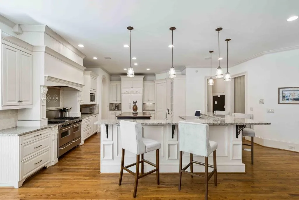 4968 Long Island Drive Nw, Atlanta, Georgia 30327, 6 Bedrooms Bedrooms, ,6 BathroomsBathrooms,Residential,Sold,4968 Long Island Drive Nw,6788138