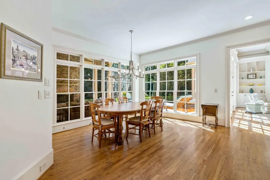 4968 Long Island Drive Nw, Atlanta, Georgia 30327, 6 Bedrooms Bedrooms, ,6 BathroomsBathrooms,Residential,Sold,4968 Long Island Drive Nw,6788138