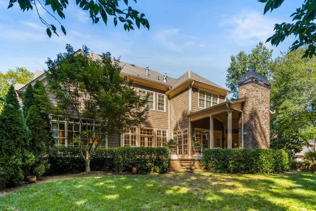 4968 Long Island Drive Nw, Atlanta, Georgia 30327, 6 Bedrooms Bedrooms, ,6 BathroomsBathrooms,Residential,Sold,4968 Long Island Drive Nw,6788138