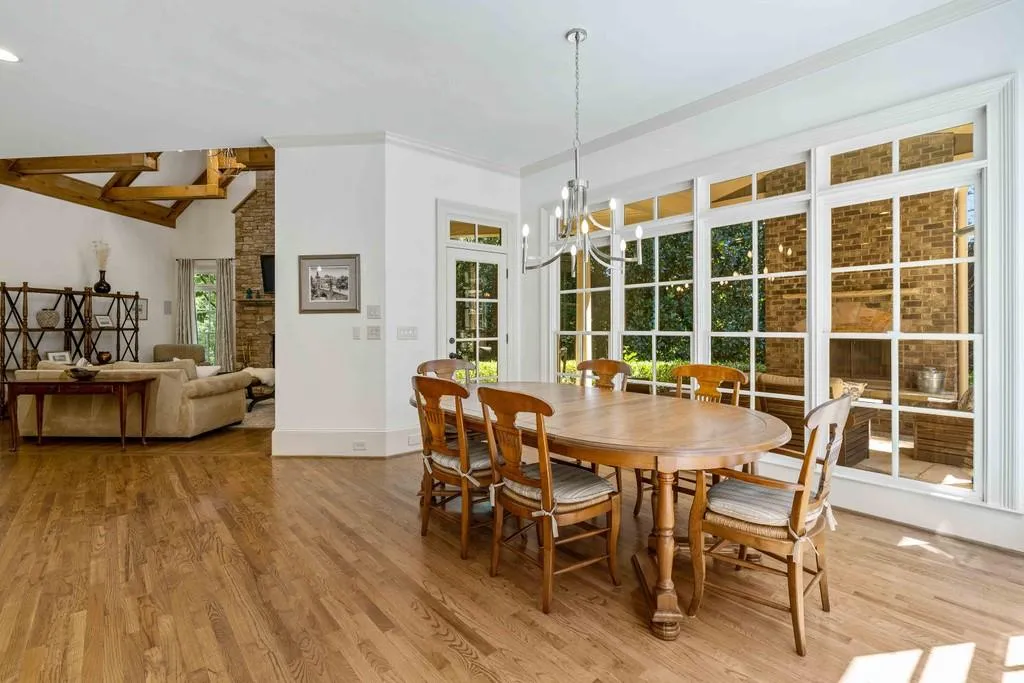 4968 Long Island Drive Nw, Atlanta, Georgia 30327, 6 Bedrooms Bedrooms, ,6 BathroomsBathrooms,Residential,Sold,4968 Long Island Drive Nw,6788138