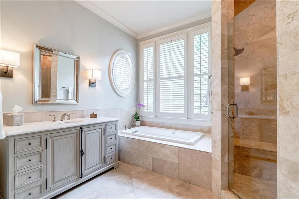 11 Leighton Court, Sandy Springs, Georgia 30327, 6 Bedrooms Bedrooms, ,7 BathroomsBathrooms,Residential,Sold,11 Leighton Court,6541996