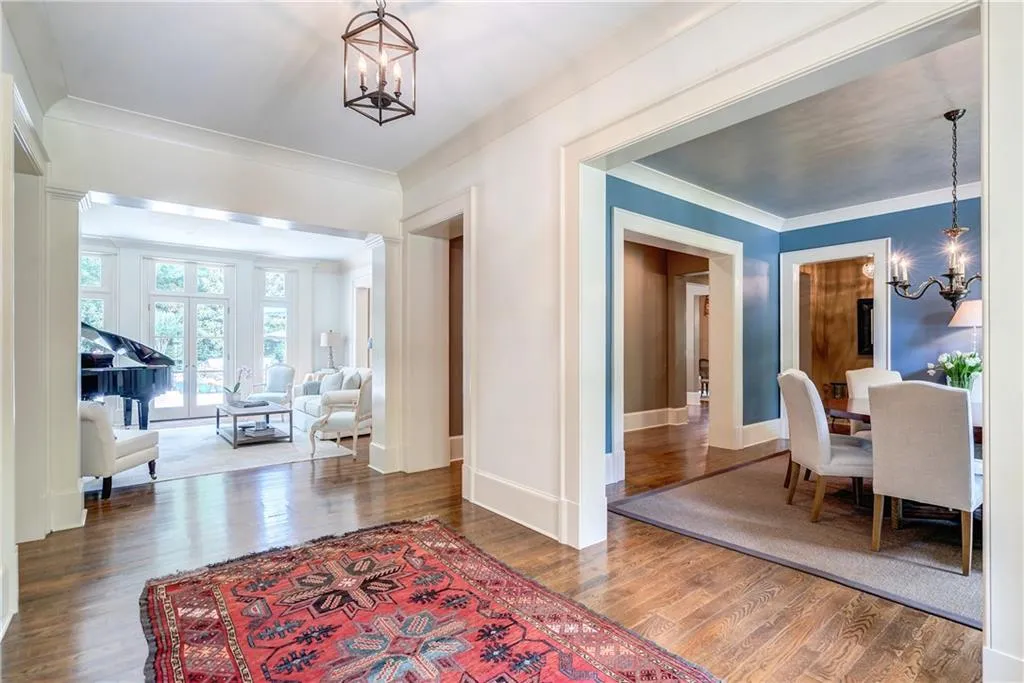 11 Leighton Court, Sandy Springs, Georgia 30327, 6 Bedrooms Bedrooms, ,7 BathroomsBathrooms,Residential,Sold,11 Leighton Court,6541996