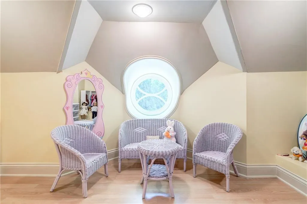 11 Leighton Court, Sandy Springs, Georgia 30327, 6 Bedrooms Bedrooms, ,7 BathroomsBathrooms,Residential,Sold,11 Leighton Court,6541996