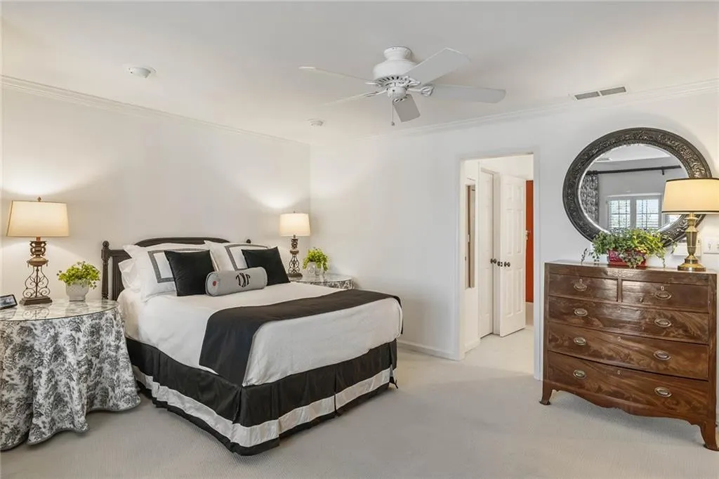 235 Embassy Court, Sandy Springs, Georgia 30328, 4 Bedrooms Bedrooms, ,3 BathroomsBathrooms,Residential,Sold,235 Embassy Court,7351691