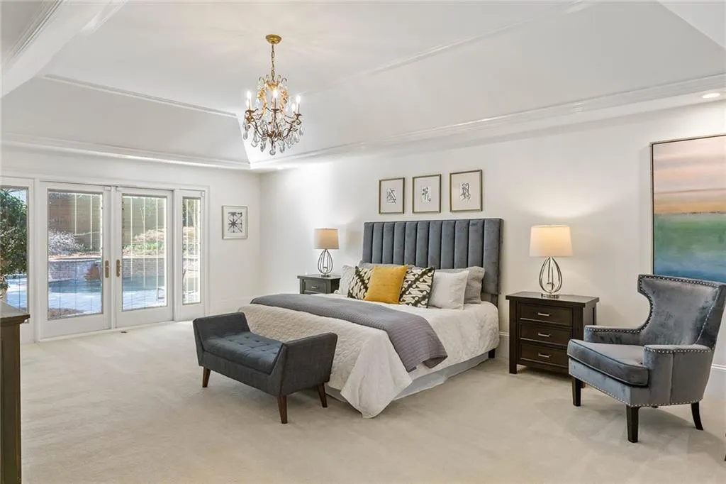 235 Embassy Court, Sandy Springs, Georgia 30328, 4 Bedrooms Bedrooms, ,3 BathroomsBathrooms,Residential,Sold,235 Embassy Court,7351691