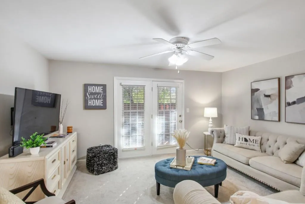 502 Brighton Point Unit 502, Sandy Springs, Georgia 30328, 3 Bedrooms Bedrooms, ,2 BathroomsBathrooms,Residential,Sold,502 Brighton Point Unit 502,6963433