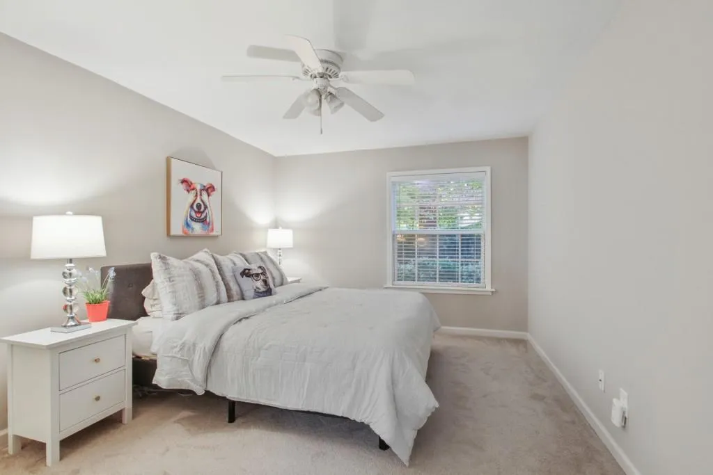 502 Brighton Point Unit 502, Sandy Springs, Georgia 30328, 3 Bedrooms Bedrooms, ,2 BathroomsBathrooms,Residential,Sold,502 Brighton Point Unit 502,6963433