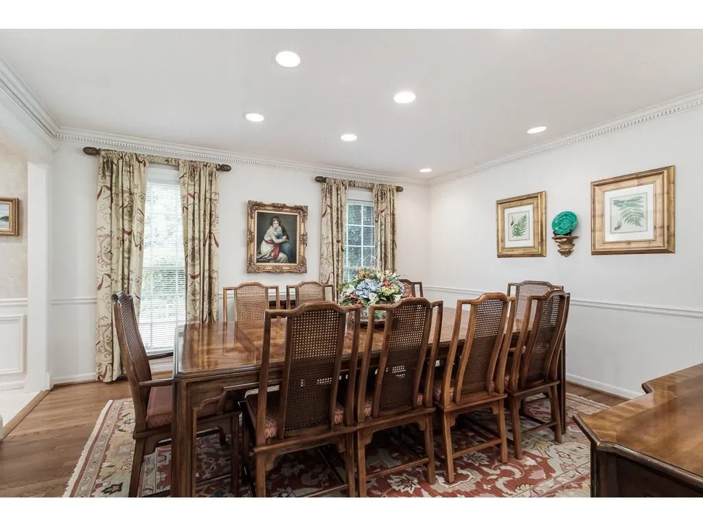 1150 Edgewater Drive, Sandy Springs, Georgia 30328, 5 Bedrooms Bedrooms, ,3 BathroomsBathrooms,Residential,Sold,1150 Edgewater Drive,6082457