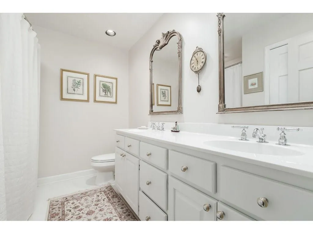 1150 Edgewater Drive, Sandy Springs, Georgia 30328, 5 Bedrooms Bedrooms, ,3 BathroomsBathrooms,Residential,Sold,1150 Edgewater Drive,6082457