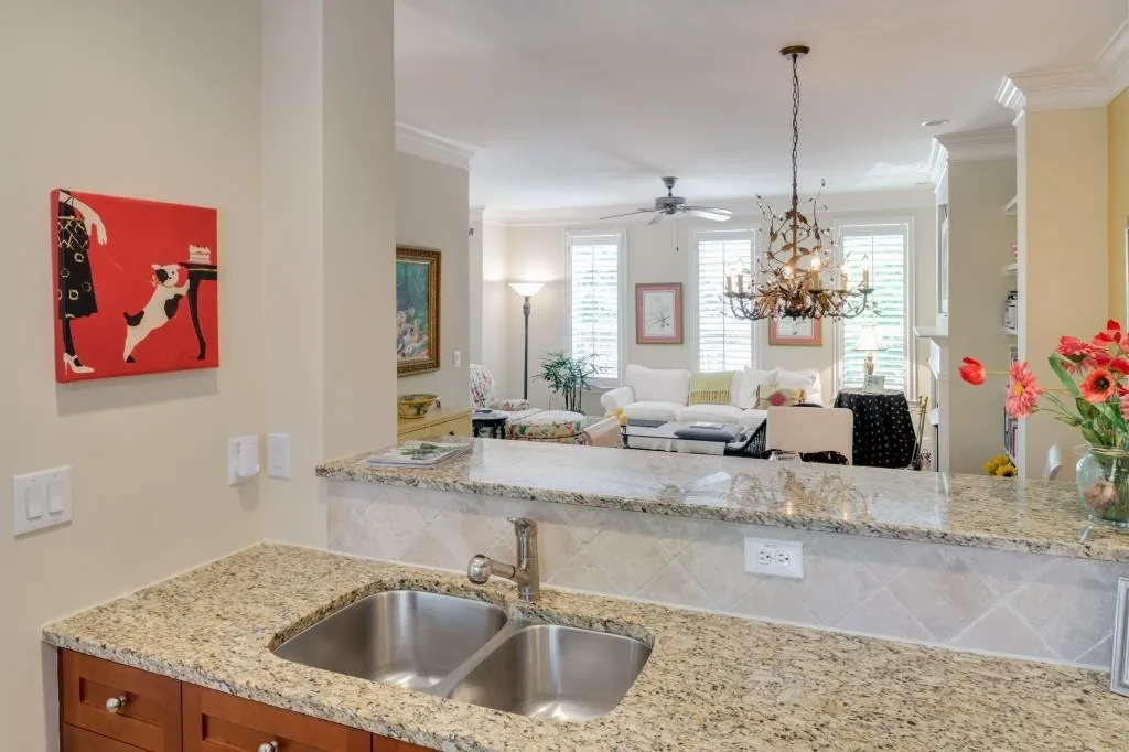 5440 Glenridge Park Unit 5440, Atlanta, Georgia 30342, 2 Bedrooms Bedrooms, ,2 BathroomsBathrooms,Residential,Sold,5440 Glenridge Park Unit 5440,5872150