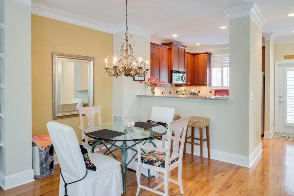 5440 Glenridge Park Unit 5440, Atlanta, Georgia 30342, 2 Bedrooms Bedrooms, ,2 BathroomsBathrooms,Residential,Sold,5440 Glenridge Park Unit 5440,5872150