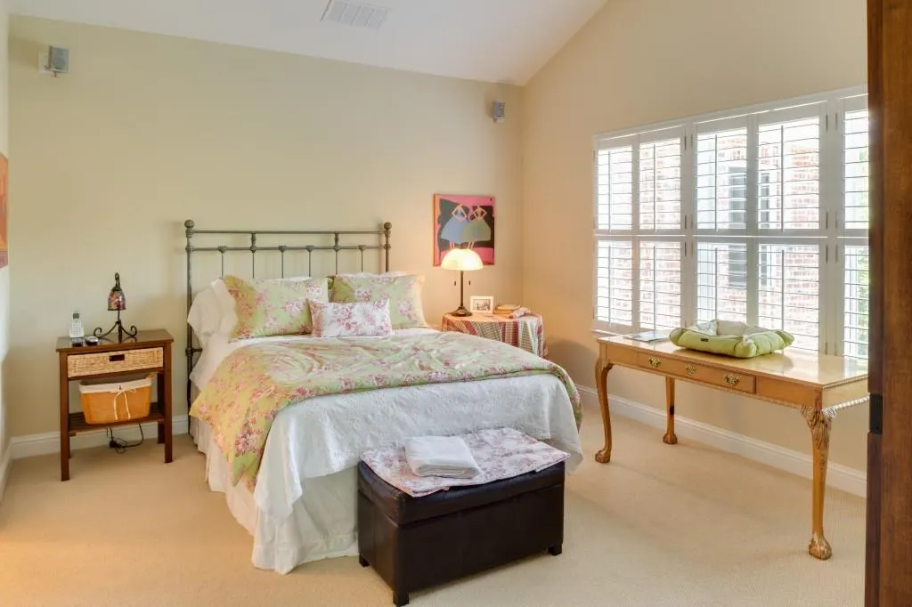 5440 Glenridge Park Unit 5440, Atlanta, Georgia 30342, 2 Bedrooms Bedrooms, ,2 BathroomsBathrooms,Residential,Sold,5440 Glenridge Park Unit 5440,5872150