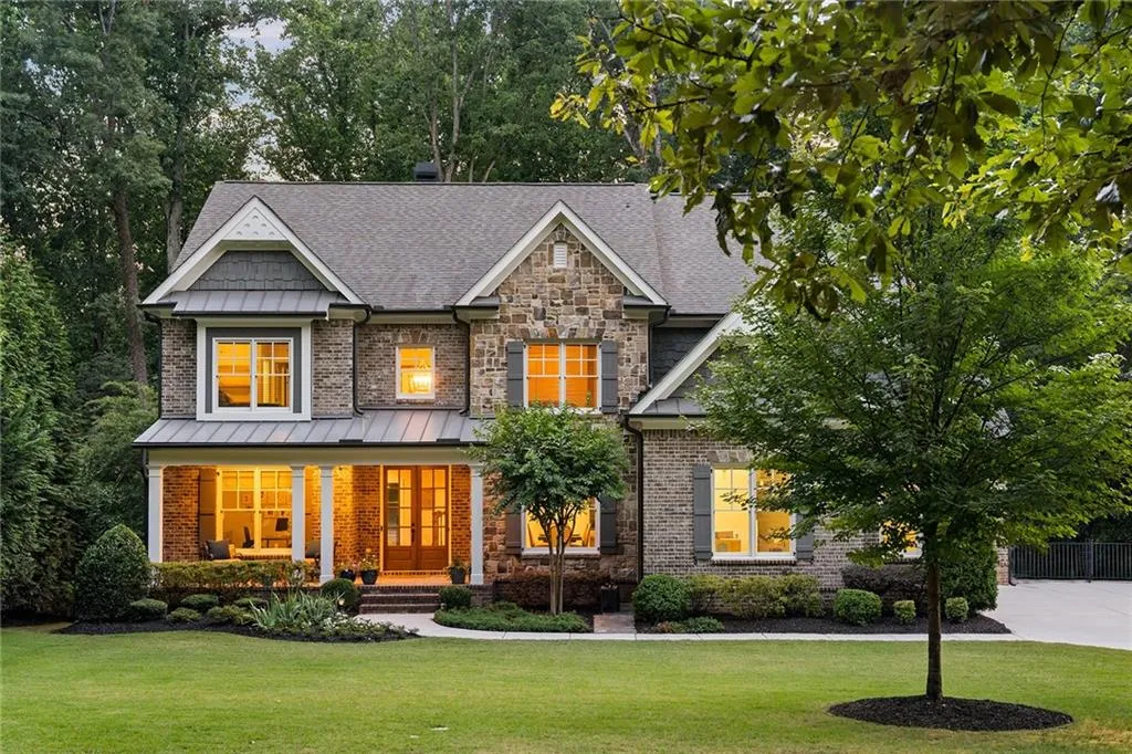 5514 Sherrell Drive Ne, Atlanta, Georgia 30342, 6 Bedrooms Bedrooms, ,6 BathroomsBathrooms,Residential,Sold,5514 Sherrell Drive Ne,7230468