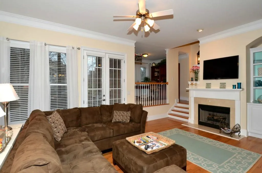 5949 Reddington Way, Sandy Springs, Georgia 30328, 3 Bedrooms Bedrooms, ,3 BathroomsBathrooms,Residential,Sold,5949 Reddington Way,5506895