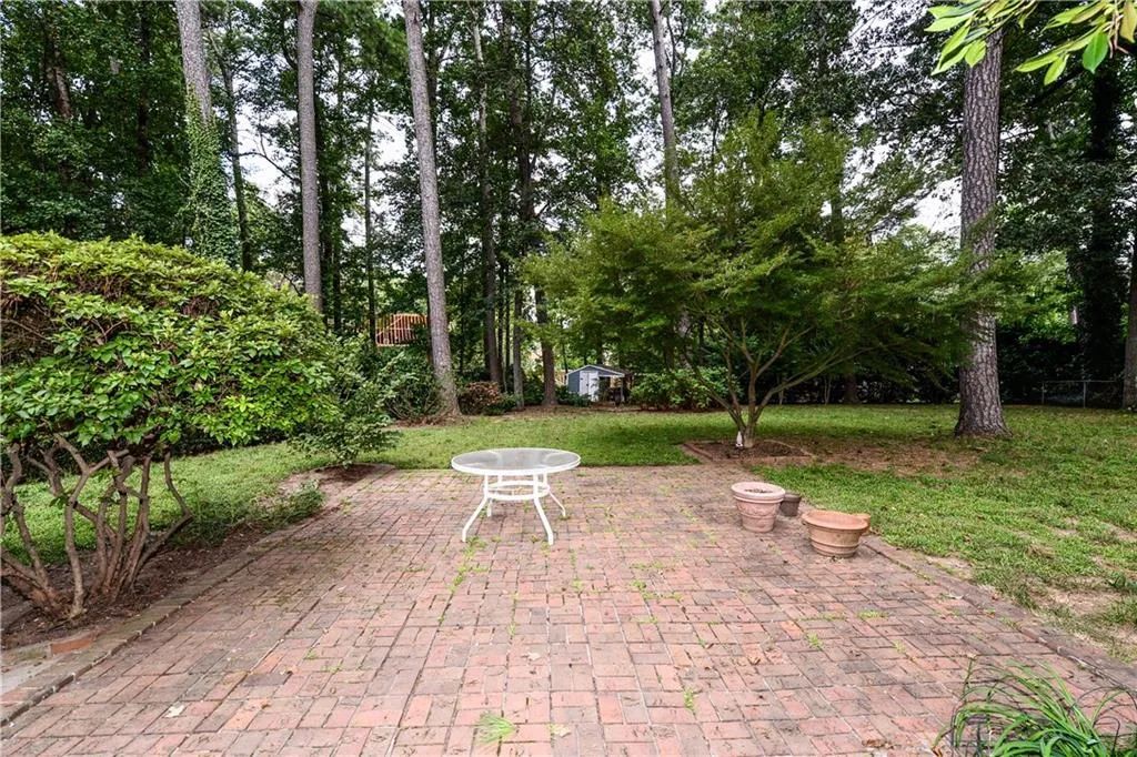348 Meadowbrook Drive, Sandy Springs, Georgia 30342, 3 Bedrooms Bedrooms, ,2 BathroomsBathrooms,Residential,Sold,348 Meadowbrook Drive,5901344