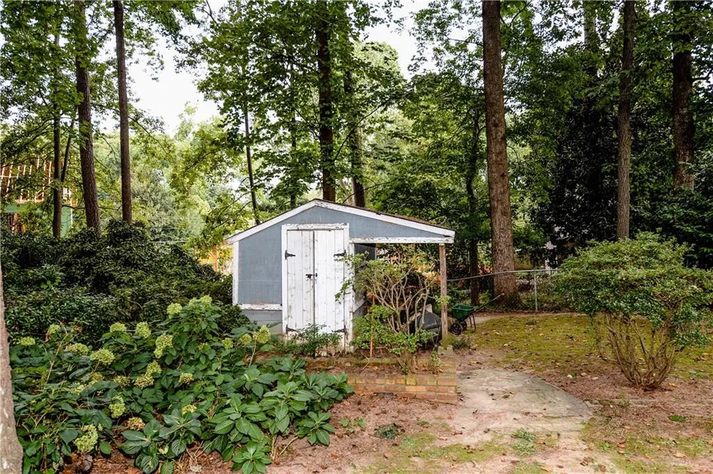 348 Meadowbrook Drive, Sandy Springs, Georgia 30342, 3 Bedrooms Bedrooms, ,2 BathroomsBathrooms,Residential,Sold,348 Meadowbrook Drive,5901344
