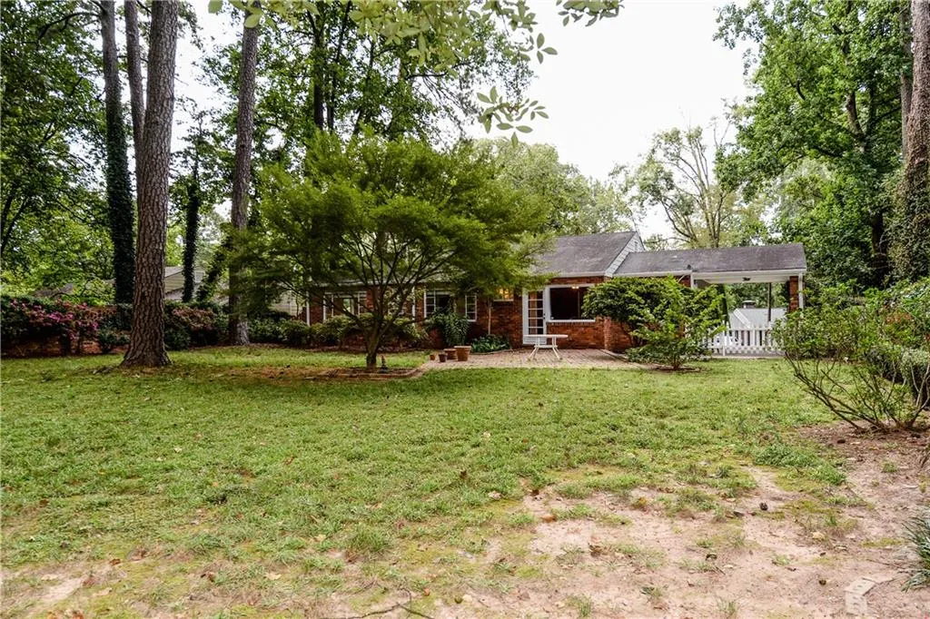 348 Meadowbrook Drive, Sandy Springs, Georgia 30342, 3 Bedrooms Bedrooms, ,2 BathroomsBathrooms,Residential,Sold,348 Meadowbrook Drive,5901344