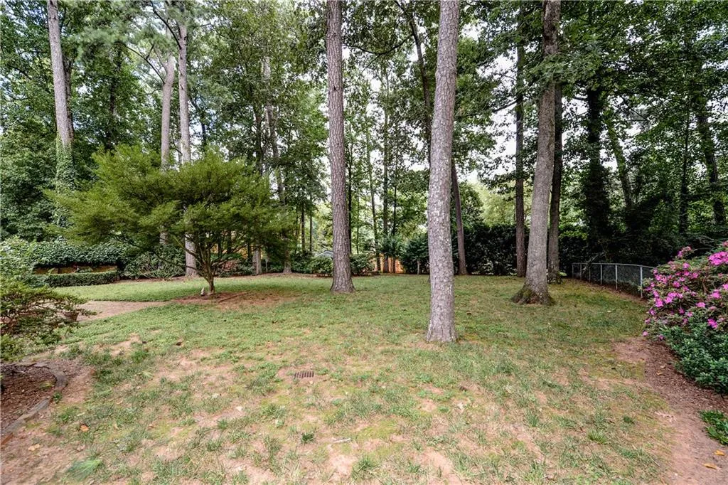 348 Meadowbrook Drive, Sandy Springs, Georgia 30342, 3 Bedrooms Bedrooms, ,2 BathroomsBathrooms,Residential,Sold,348 Meadowbrook Drive,5901344