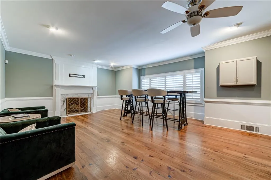 265 Grapevine Run, Sandy Springs, Georgia 30350, 4 Bedrooms Bedrooms, ,4 BathroomsBathrooms,Residential,Sold,265 Grapevine Run,7078213