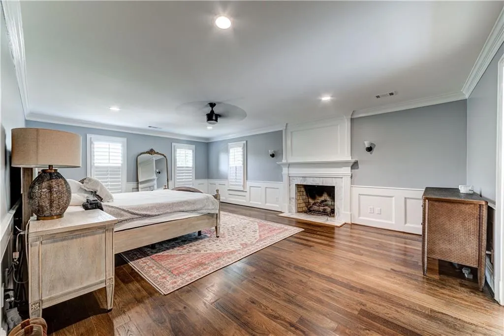 265 Grapevine Run, Sandy Springs, Georgia 30350, 4 Bedrooms Bedrooms, ,4 BathroomsBathrooms,Residential,Sold,265 Grapevine Run,7078213