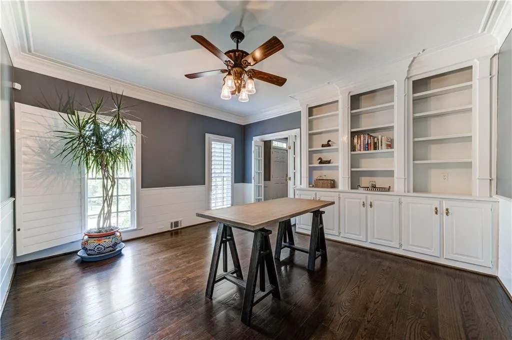 265 Grapevine Run, Sandy Springs, Georgia 30350, 4 Bedrooms Bedrooms, ,4 BathroomsBathrooms,Residential,Sold,265 Grapevine Run,7078213