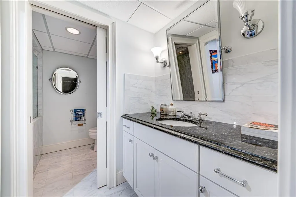 265 Grapevine Run, Sandy Springs, Georgia 30350, 4 Bedrooms Bedrooms, ,4 BathroomsBathrooms,Residential,Sold,265 Grapevine Run,7078213