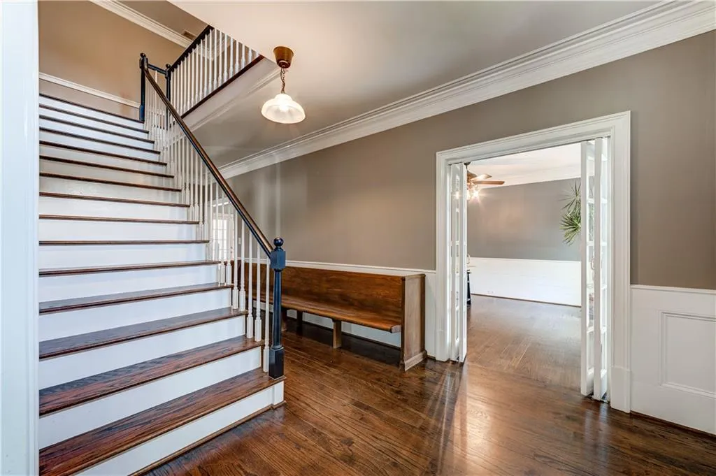 265 Grapevine Run, Sandy Springs, Georgia 30350, 4 Bedrooms Bedrooms, ,4 BathroomsBathrooms,Residential,Sold,265 Grapevine Run,7078213