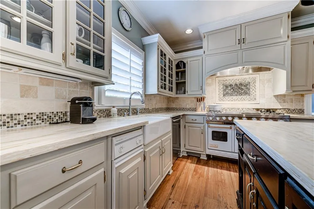 265 Grapevine Run, Sandy Springs, Georgia 30350, 4 Bedrooms Bedrooms, ,4 BathroomsBathrooms,Residential,Sold,265 Grapevine Run,7078213