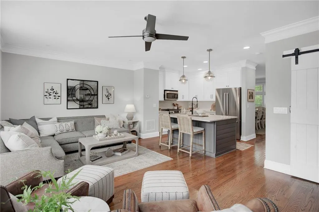 62 High Top Point, Atlanta, Georgia 30328, 3 Bedrooms Bedrooms, ,3 BathroomsBathrooms,Residential,Sold,62 High Top Point,7099569
