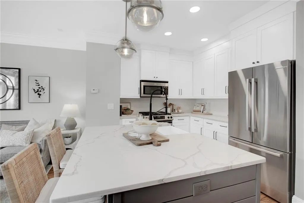 62 High Top Point, Atlanta, Georgia 30328, 3 Bedrooms Bedrooms, ,3 BathroomsBathrooms,Residential,Sold,62 High Top Point,7099569