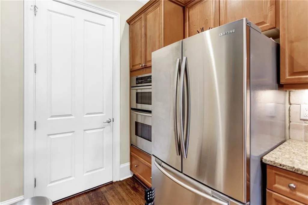 5455 Glenridge View, Atlanta, Georgia 30342, 4 Bedrooms Bedrooms, ,4 BathroomsBathrooms,Residential,Sold,5455 Glenridge View,7090367