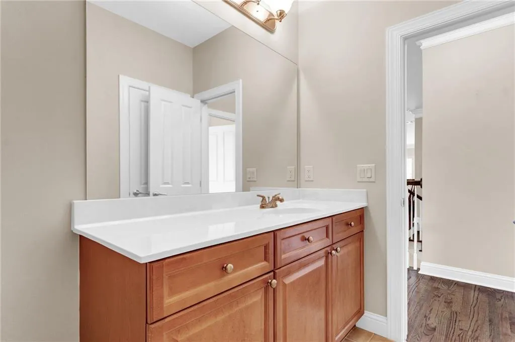 5455 Glenridge View, Atlanta, Georgia 30342, 4 Bedrooms Bedrooms, ,4 BathroomsBathrooms,Residential,Sold,5455 Glenridge View,7090367