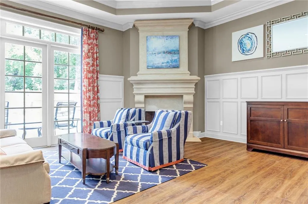 5455 Glenridge View, Atlanta, Georgia 30342, 4 Bedrooms Bedrooms, ,4 BathroomsBathrooms,Residential,Sold,5455 Glenridge View,7090367