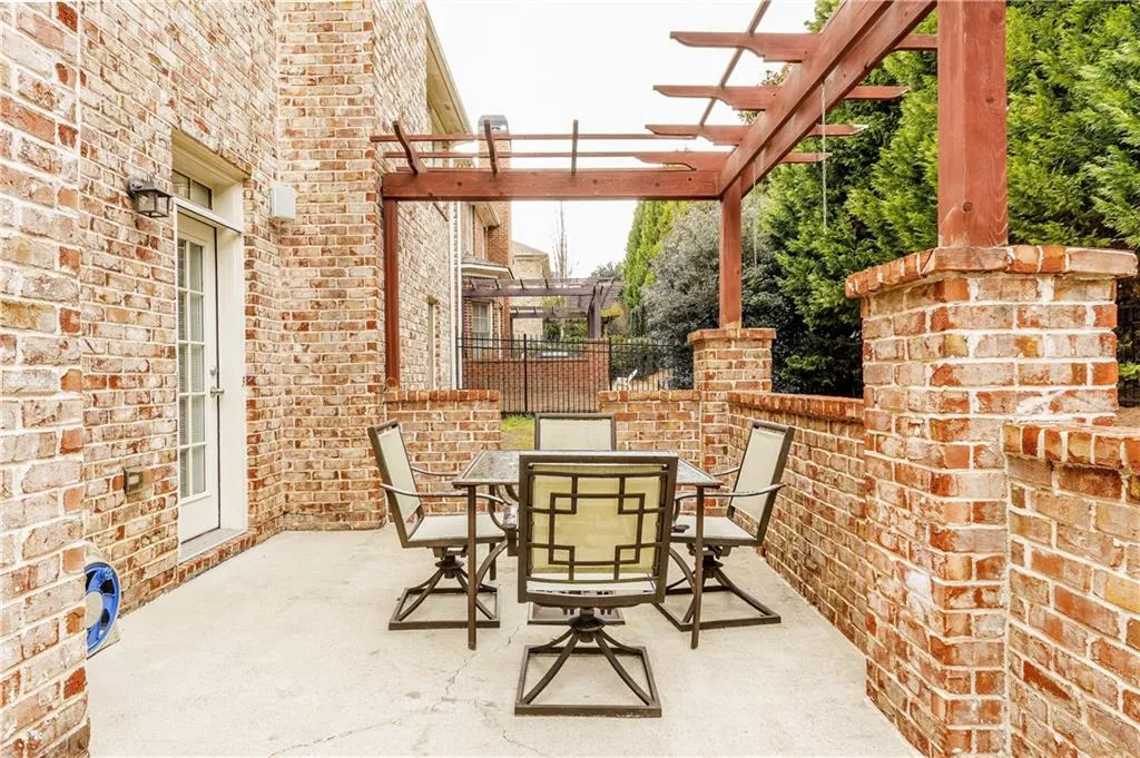 285 Wembley Circle, Sandy Springs, Georgia 30328, 4 Bedrooms Bedrooms, ,3 BathroomsBathrooms,Residential,Sold,285 Wembley Circle,5637831 285 Wembley Circle, Sandy Springs, Georgia 30328, 4 Bedrooms Bedrooms, ,3 BathroomsBathrooms,Residential,Sold,285 Wembley Circle,5637831