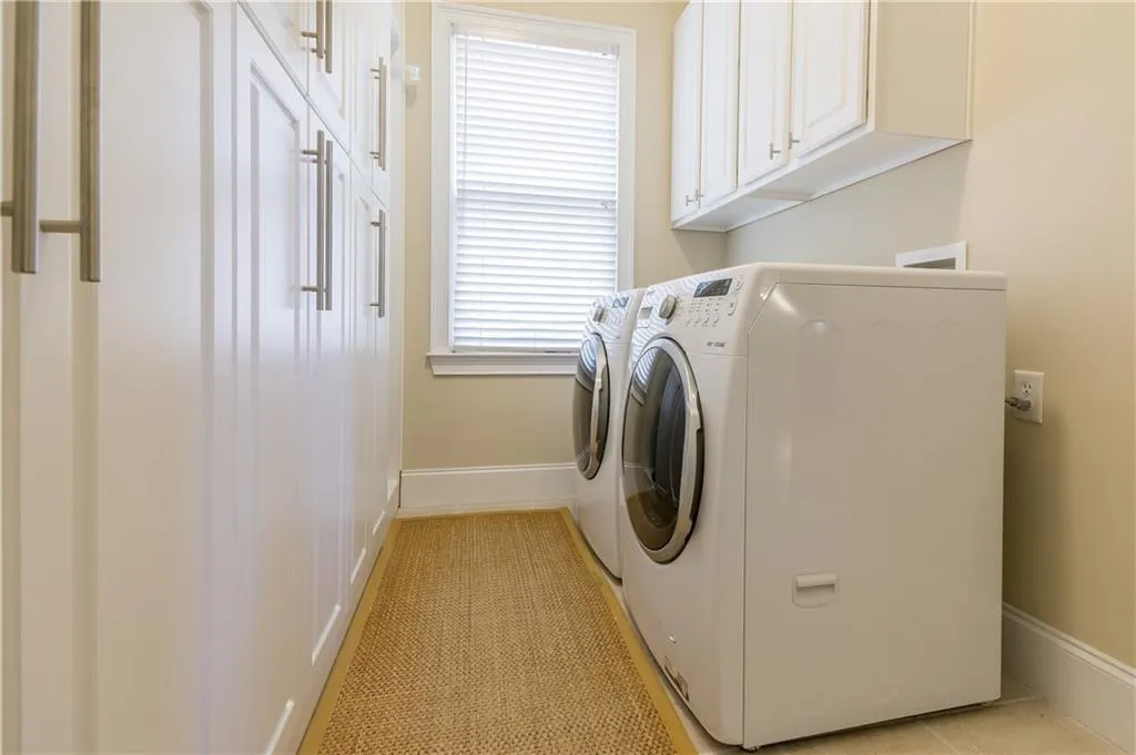 285 Wembley Circle, Sandy Springs, Georgia 30328, 4 Bedrooms Bedrooms, ,3 BathroomsBathrooms,Residential,Sold,285 Wembley Circle,5637831 285 Wembley Circle, Sandy Springs, Georgia 30328, 4 Bedrooms Bedrooms, ,3 BathroomsBathrooms,Residential,Sold,285 Wembley Circle,5637831