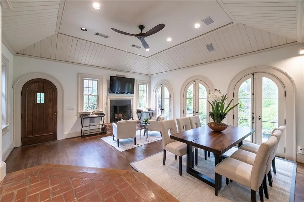 4830 Jett Road, Atlanta, Georgia 30327, 4 Bedrooms Bedrooms, ,2 BathroomsBathrooms,Residential,Sold,4830 Jett Road,7193131