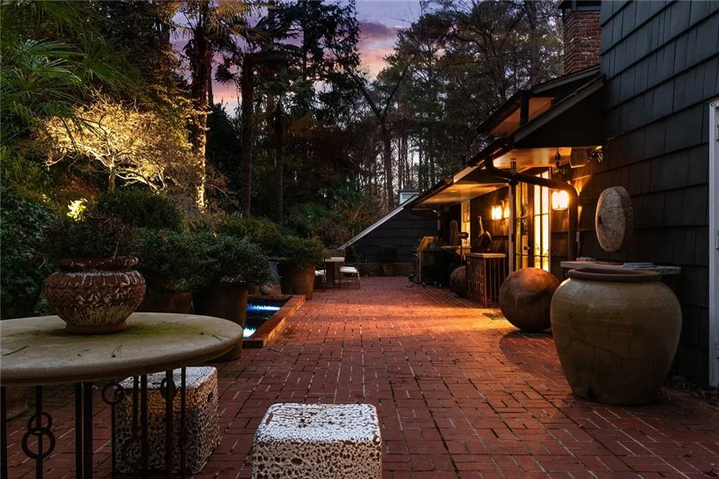 4830 Jett Road, Atlanta, Georgia 30327, 4 Bedrooms Bedrooms, ,2 BathroomsBathrooms,Residential,Sold,4830 Jett Road,7193131