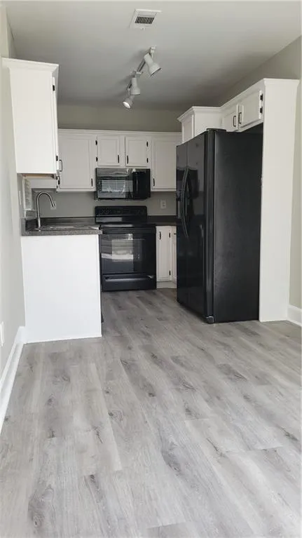 7500 Roswell Road Unit 56, Sandy Springs, Georgia 30350, 2 Bedrooms Bedrooms, ,2 BathroomsBathrooms,Residential,Sold,7500 Roswell Road Unit 56,7181178 7500 Roswell Road Unit 56, Sandy Springs, Georgia 30350, 2 Bedrooms Bedrooms, ,2 BathroomsBathrooms,Residential,Sold,7500 Roswell Road Unit 56,7181178