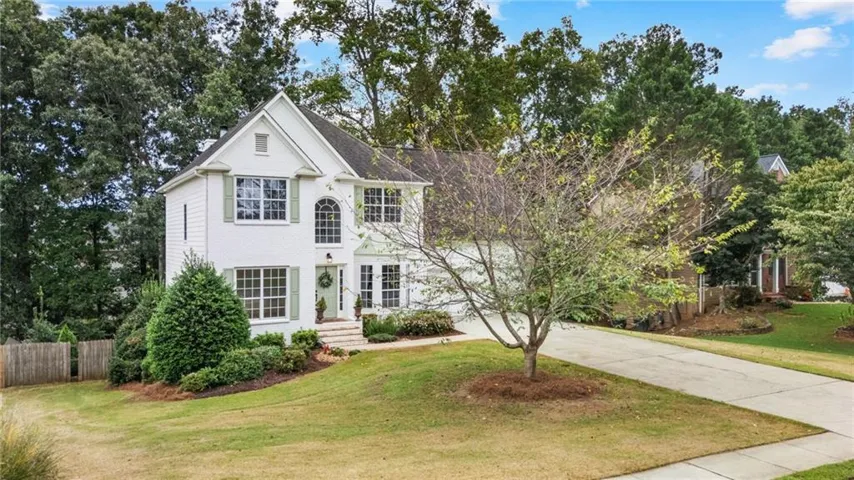 5665 Kennemore Drive, Alpharetta, Georgia 30004