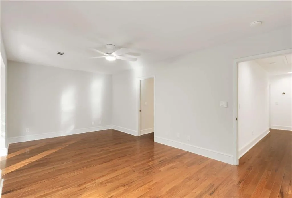 14 Willow Glen Ne, Atlanta, Georgia 30342, 3 Bedrooms Bedrooms, ,2 BathroomsBathrooms,Residential,Sold,14 Willow Glen Ne,7475635