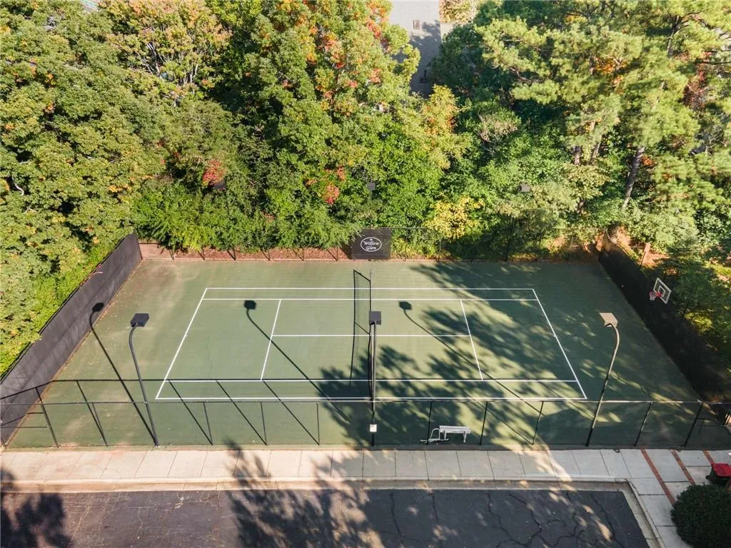 14 Willow Glen Ne, Atlanta, Georgia 30342, 3 Bedrooms Bedrooms, ,2 BathroomsBathrooms,Residential,Sold,14 Willow Glen Ne,7475635