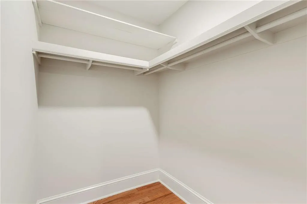 14 Willow Glen Ne, Atlanta, Georgia 30342, 3 Bedrooms Bedrooms, ,2 BathroomsBathrooms,Residential,Sold,14 Willow Glen Ne,7475635