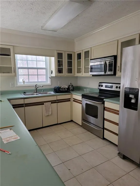 7530 Spalding Lane, Sandy Springs, Georgia 30350, 5 Bedrooms Bedrooms, ,4 BathroomsBathrooms,Residential,Sold,7530 Spalding Lane,6985190