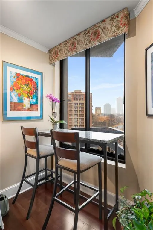 2660 Peachtree Road Nw Unit 14d, Atlanta, Georgia 30305, 2 Bedrooms Bedrooms, ,2 BathroomsBathrooms,Residential,For Sale,2660 Peachtree Road Nw Unit 14d,7535835